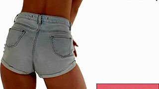 damn, that tight shorts ass shake got me hooked already