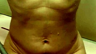 Beautiful Nipples Dripping Water on 38-Year-Old Married Japanese Mature Bride!