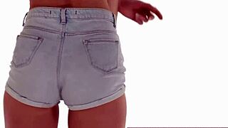 damn, that tight shorts ass shake got me hooked already