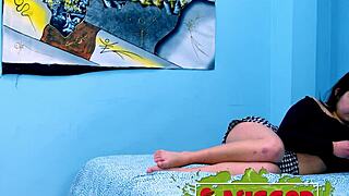 Blindfolded 18yo virgin pussy meets massive black cock first time dark?