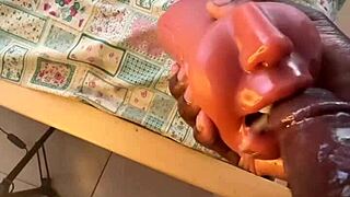 Muscular bodybuilder grabs huge black cock for deepthroat sextoy play after work