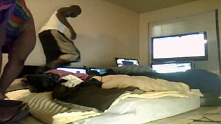 thick ebony milf flaunts curvy pussy and ghetto ass