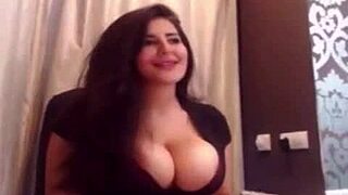 check out this katrina kaif lookalike jiggling her big tits.