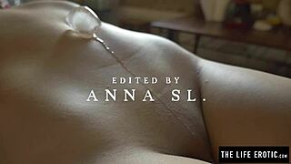 What happens when sweaty latina rubs ice on her pussy at kitchen counter?