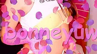 wanna see bonneyuwu's sexy rosa pics and video?