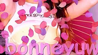 wanna see bonneyuwu's sexy rosa pics and video?