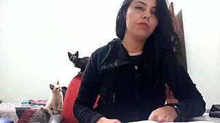 Sarah Rosa vlogs her wildest bizarre fetishes up close