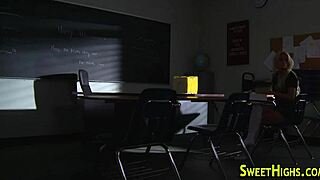 i'm lovin this blonde coed ridin hard till that hot cumshot blasts her