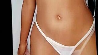 livecam girl teases viewers online