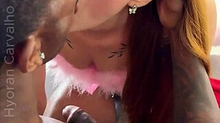 Coelinha Sara Apollo teases with chocolate cock while hubby assists fully