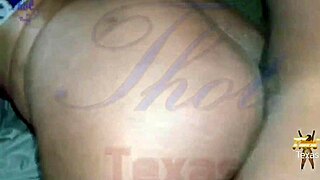 texas thot teases her ebony milf curves on the street