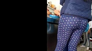 Culo Spied While Making Quesadillas Voyeur Style