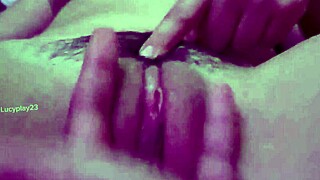 craving deep lesbian fingers all night