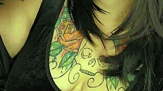 bbw milf leaves lipstick on dildo during sloppy deepthroat closeup