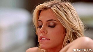 Elsa Jean's perfect pussy lips devoured by Allie Nicole