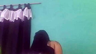 Brazilian Teen Dances Funk Provocatively On Camera?