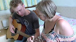 omg british mature gets her pussy wrecked by chris cobalt's monster cock 🍆💦🔥