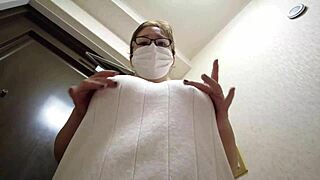 god i can't stop touching myself right there in the entrance married woman vibes