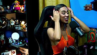 didy reis shows off her beautiful tits during the podcast ruan loves them popum no barraco