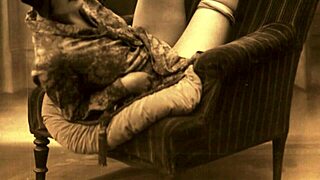 i absolutely love this vintage erotic art