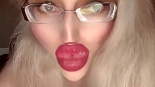 hey queen sing that draw song while belly dancing in bimbo glasses