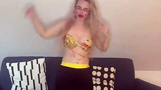 hey queen sing that draw song while belly dancing in bimbo glasses