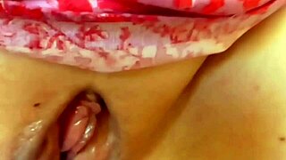 wanna see my big plump meaty mature cunt spread wide for you?