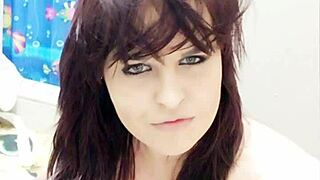 Kandy Kane shares her homemade housewife life in Sri Lanka