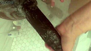 stepsis shakes big ass begging stepbro to creampie her wet pussy anywhere
