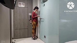viral red kebaya full clip
