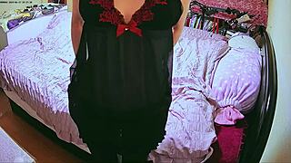 i finally get to see this cute petite girl's sexy amateur video up close