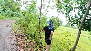 Thai Amateur Flashes Pussy Walking Roadside in Outdoor Garden Doggystyle Tease