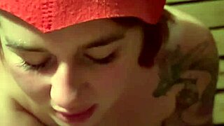 i got sucked off hard by redhead in bathhouse till cum in mouth explosion