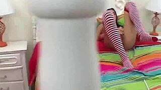 Ever seen 18yo Yasmin lick her shaved pussy to orgasm?