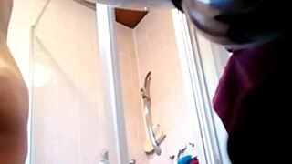 bold spy cam catches sexy amonwan’s hidden curves in action