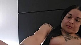 emy angel rubs her pussy on the toy desperately