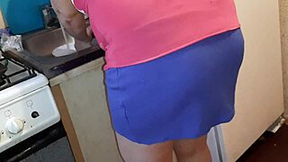 Secret panty fingering as stepsister cooks dinner nearby