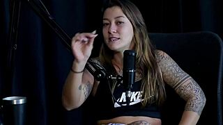 Flor de Damiana spills dirty secrets in naughty interview with Vovô Moai on Porn Cast Brazil