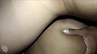 el primer anal casero de mi novia colegiala la hace gritar de placer