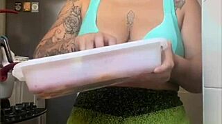 WATCH MY TIGHT SHORTS SPLIT THIS WET PUSSY OPEN OUTSIDE!