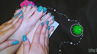 Teen babe's foot massage builds to fetish orgasm