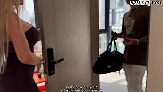 Marian Franco pounds Brian Evans with giant white ass in Mexico!