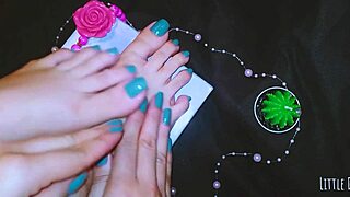 Teen babe's foot massage builds to fetish orgasm