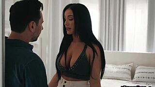 Tommy Pistol Chokes Jennifer White's Big Tits While Face Fucking Her Deepthroat On Knees!