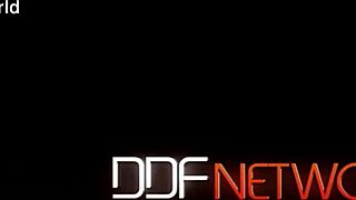 wanna see this pretty czech milf toy her trimmed pussy outdoors?