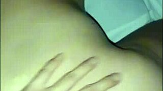 Fodendo Novinha Rabuda De Buceta Rosinha De 4 No Espelho!