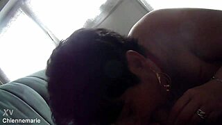 Amateur slut chienne gulps cum facials after deep blowjobs