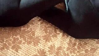 GRETA LA - HAIRY MILF IN BOOTS!