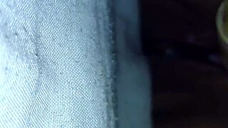 Blissful Solo Woman Toys to Creampie Orgasm