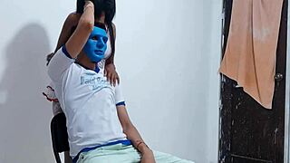 omg this 22yo twink stares while i whore-dance for him 🔥💃